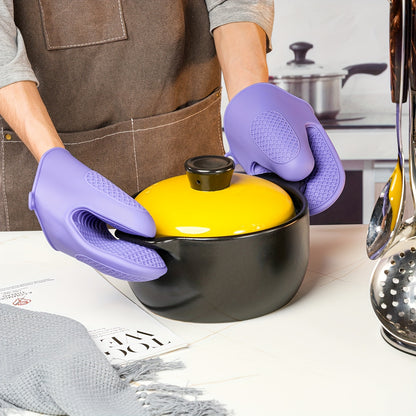 2pcs Silicone Oven Mitts - Heat Resistant BBQ Gloves for Cooking, Baking & Grilling, Non-Slip Grip with Honeycomb Pattern, Black, Red, Purple, Available in Packs of 2, Kitchen Safety Gloves | Textured Kitchenware